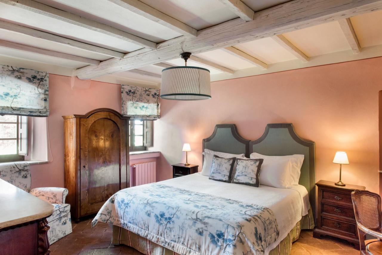 Borgo Pignano Tuscany エクステリア 写真