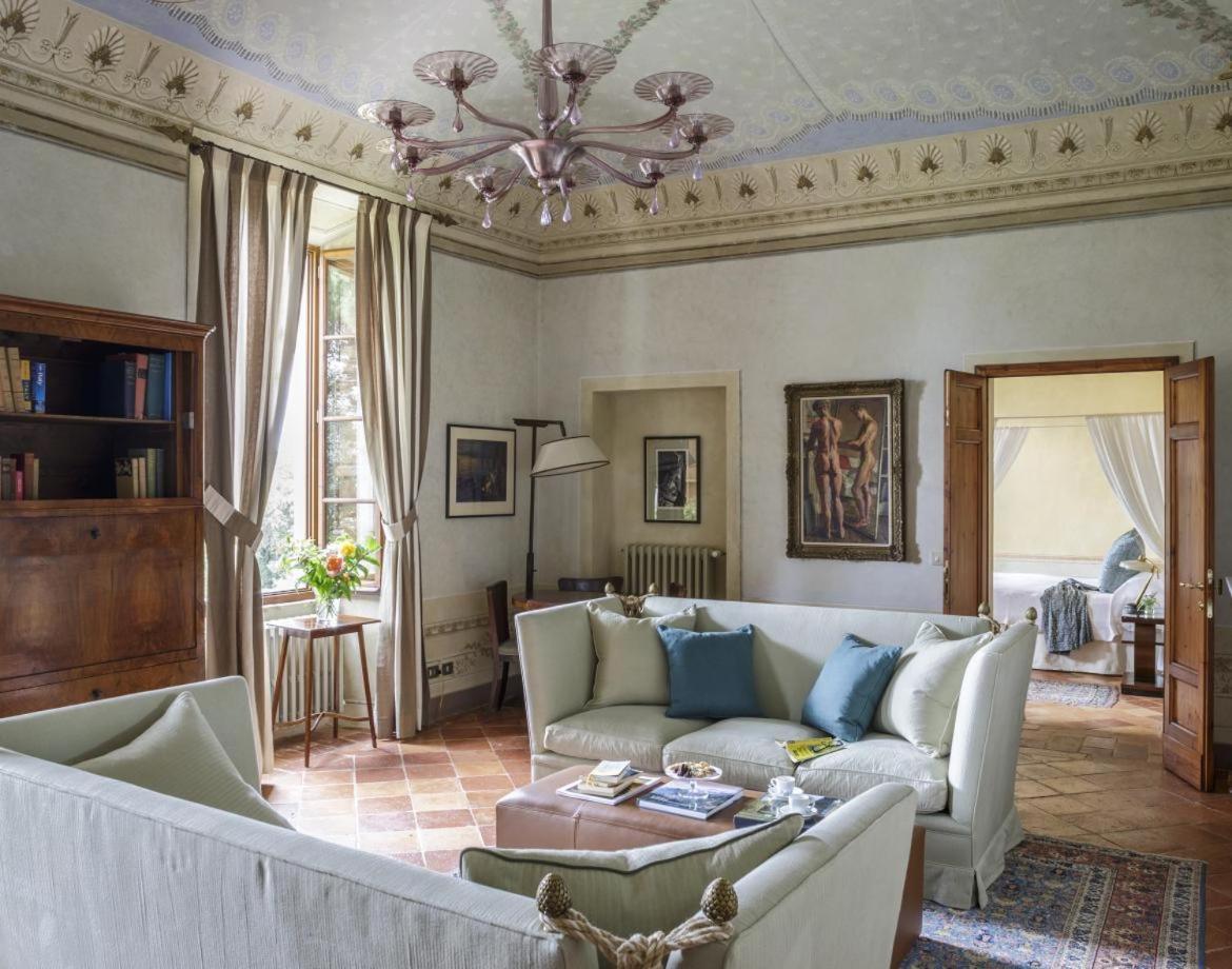 Borgo Pignano Tuscany エクステリア 写真