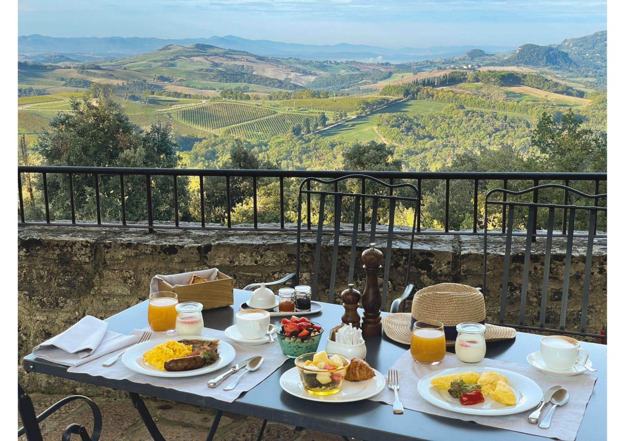 Borgo Pignano Tuscany エクステリア 写真