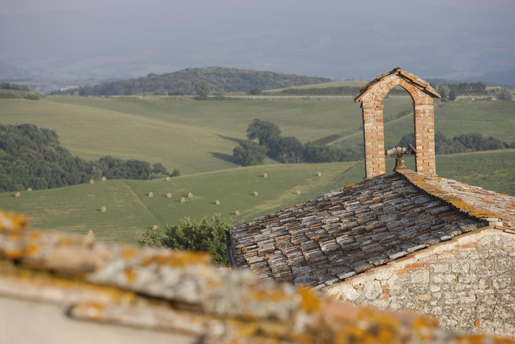 Borgo Pignano Tuscany エクステリア 写真