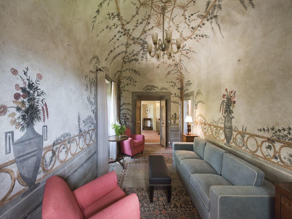 Borgo Pignano Tuscany エクステリア 写真