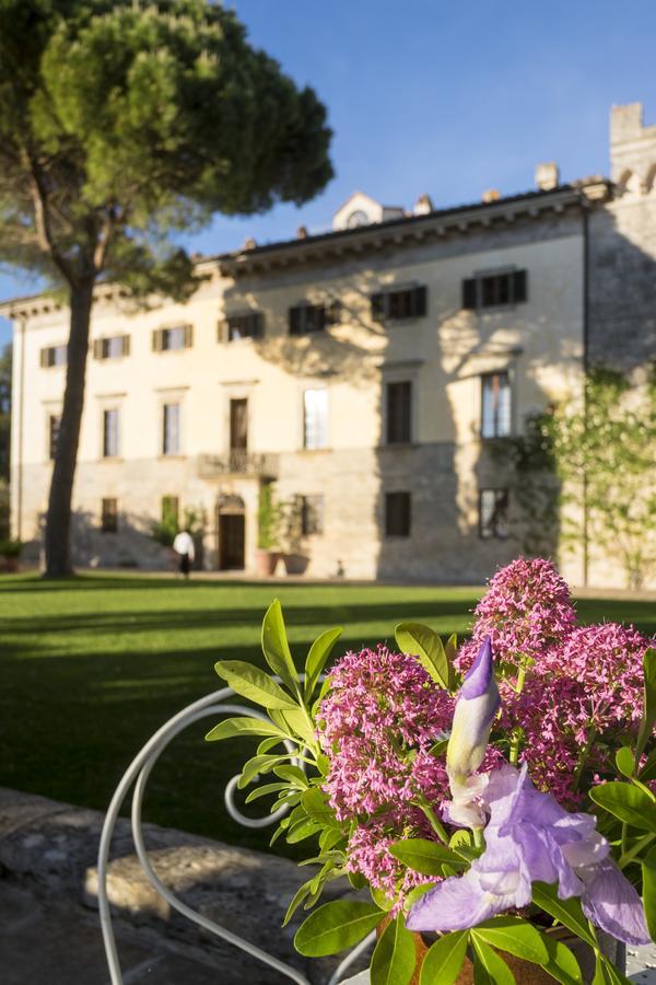 Borgo Pignano Tuscany エクステリア 写真